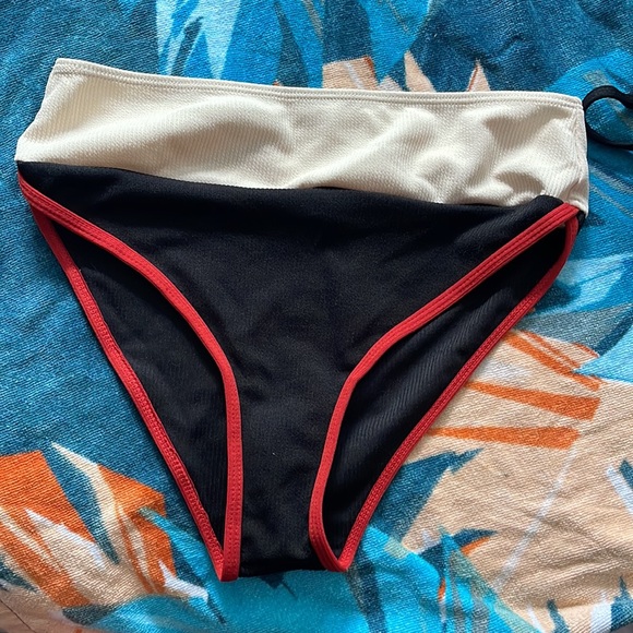 Very cute 2 piece set from KappaCrew size L - Picture 5 of 6